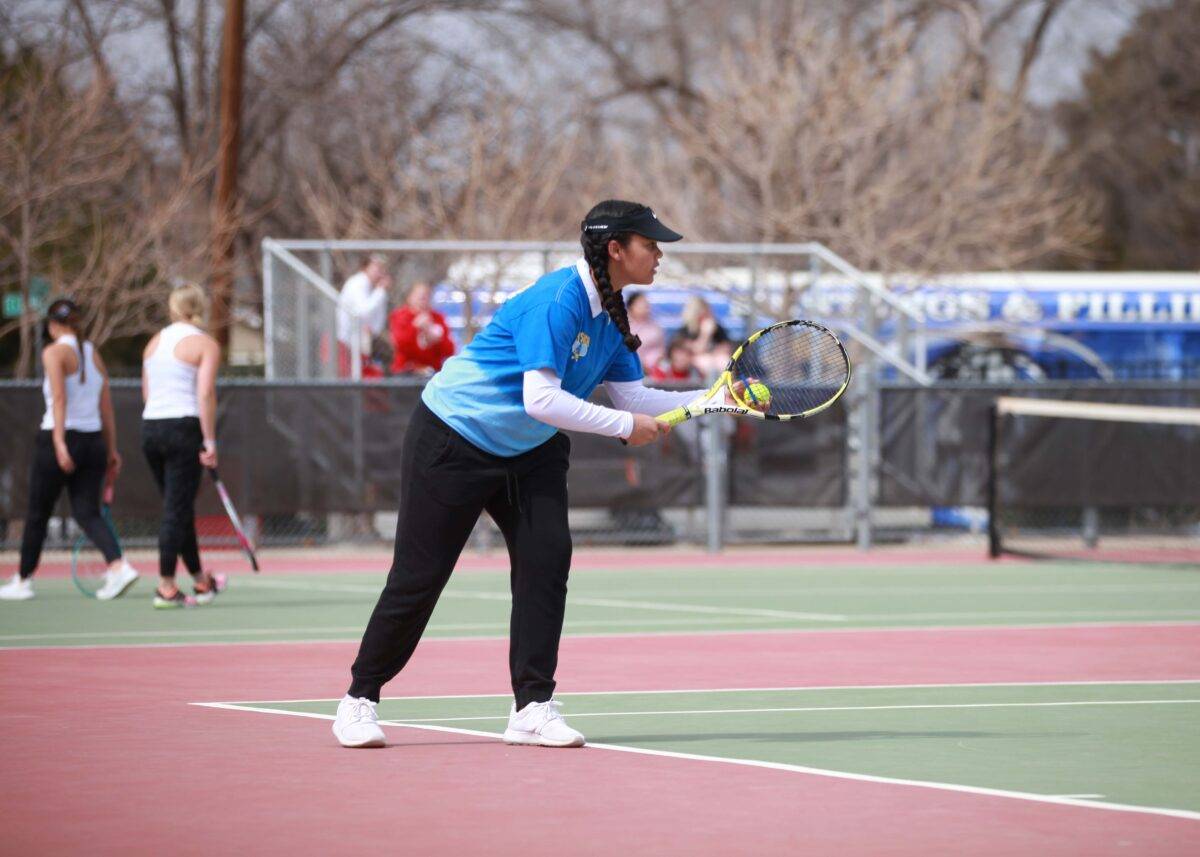 Keaira plays tennis